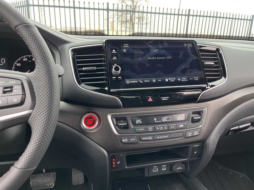 Thumbnail: 2026 Honda Ridgeline - 10