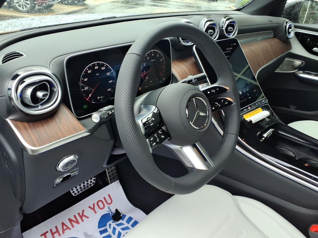 New 2026 Cirrus Silver Metallic Mercedes-Benz GLC 300 image 16
