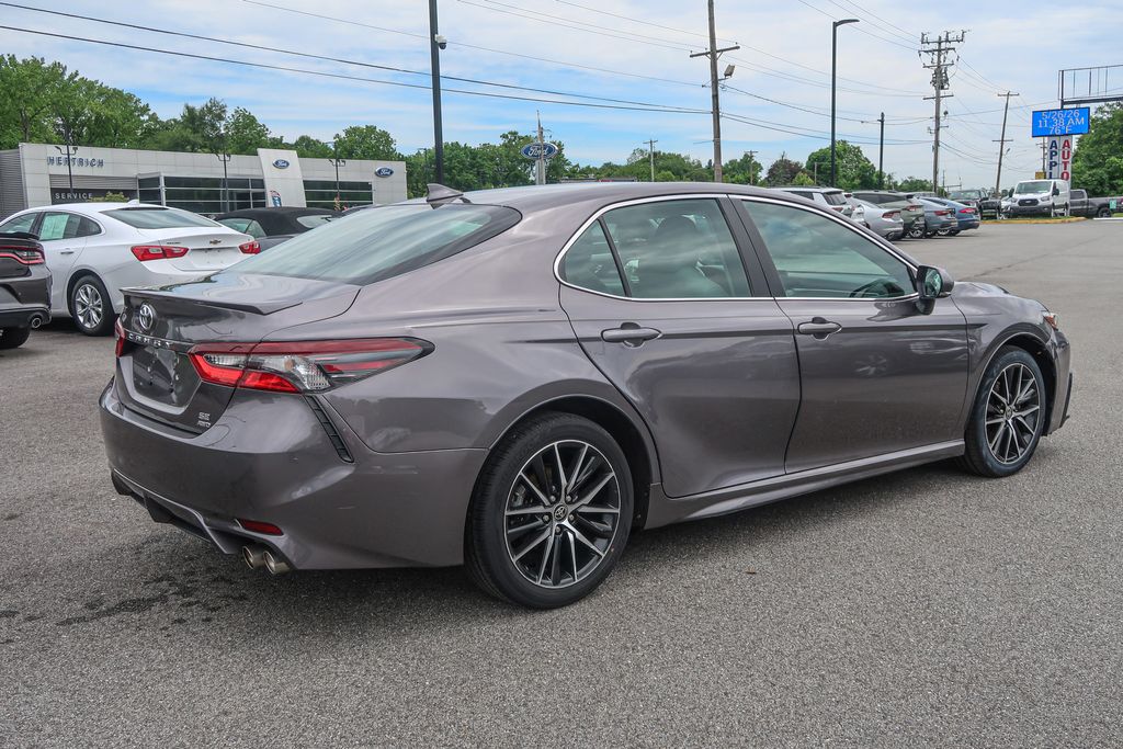 2023 Toyota Camry SE AWD