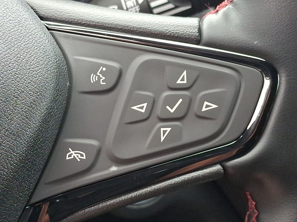 2023 Chevrolet Equinox RS White at John Sisson Motors