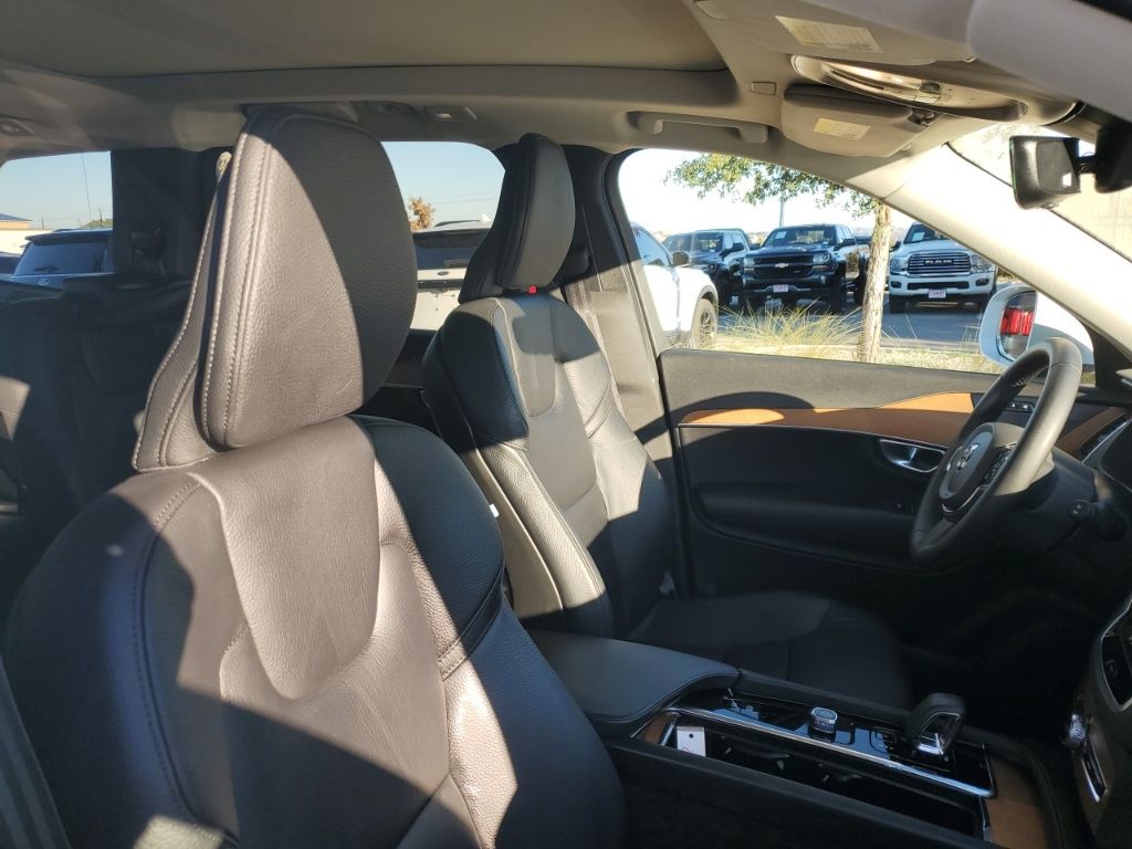 Used Car 2024 Volvo Xc90  B6 Plus Bright Theme 6-seater For Sale Under $50,000 In Austin, Texas