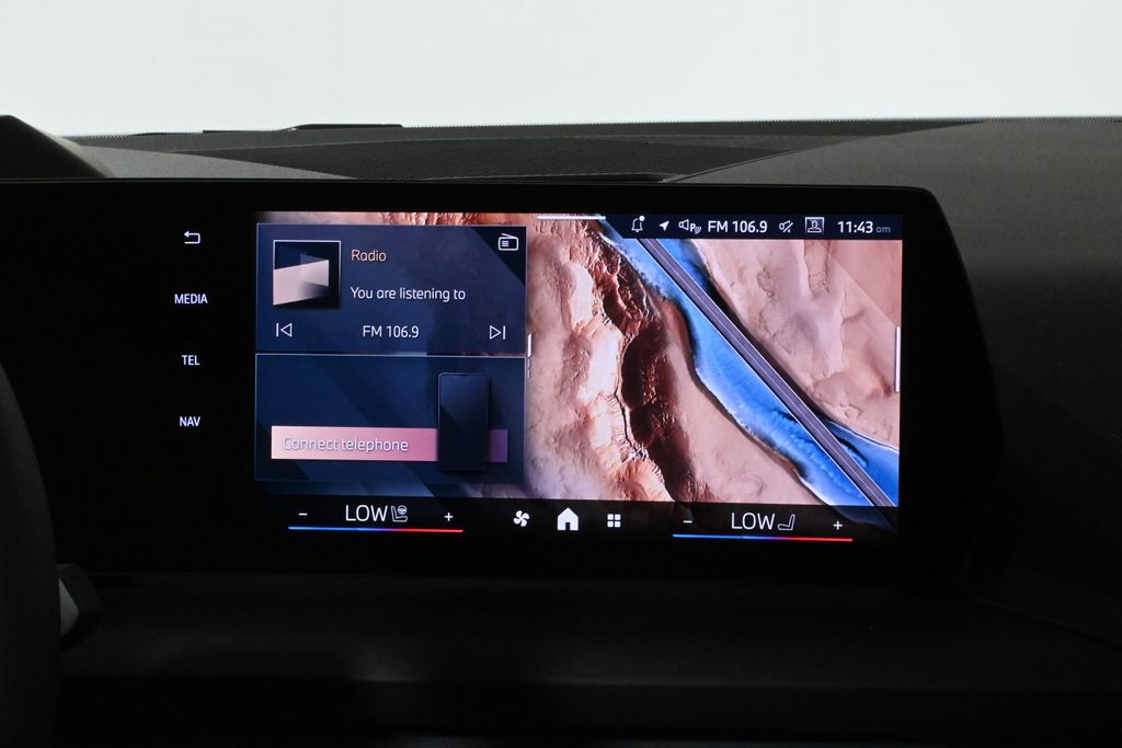 Thumbnail: 2025 BMW 2 Series - 23