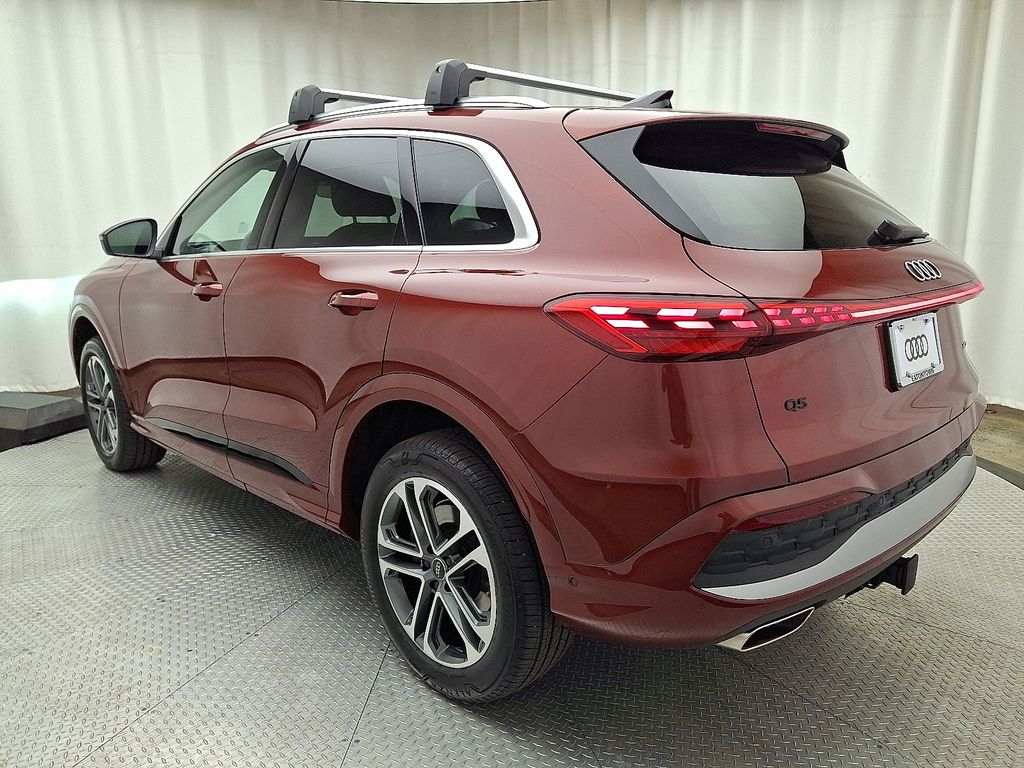 Thumbnail: 2025 Audi Q5 - 6