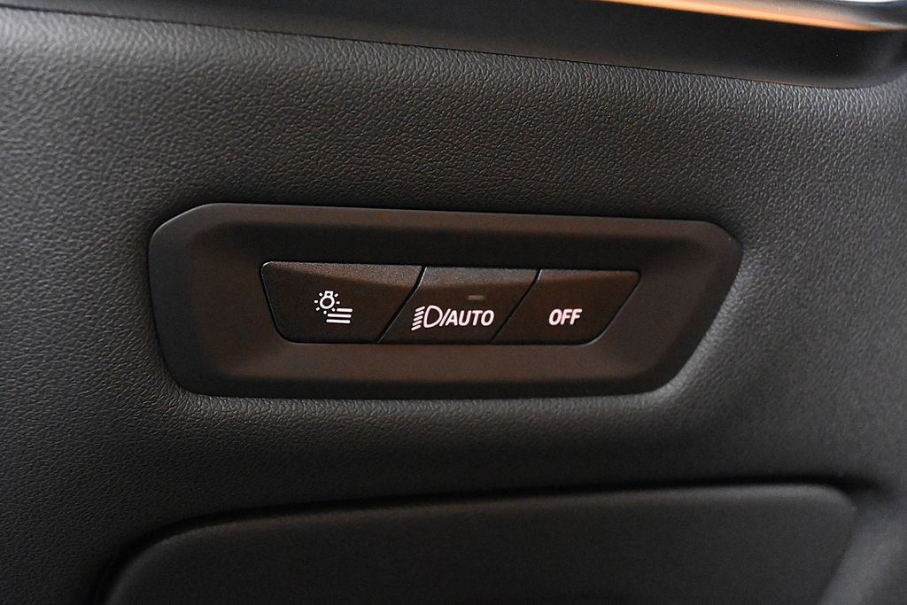 Thumbnail: 2026 BMW X5 - 26