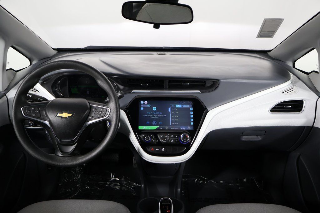 Thumbnail: 2018 Chevrolet Bolt EV - 8