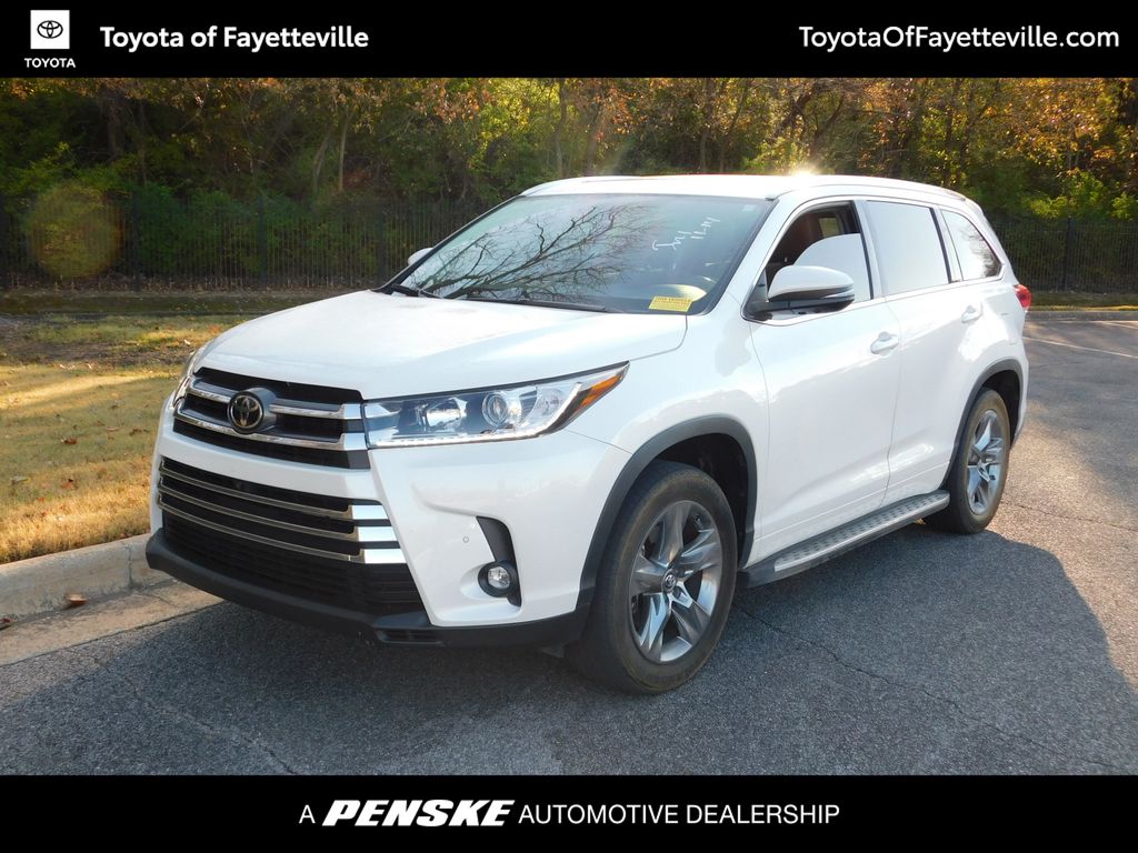 Thumbnail: 2019 Toyota Highlander - 1
