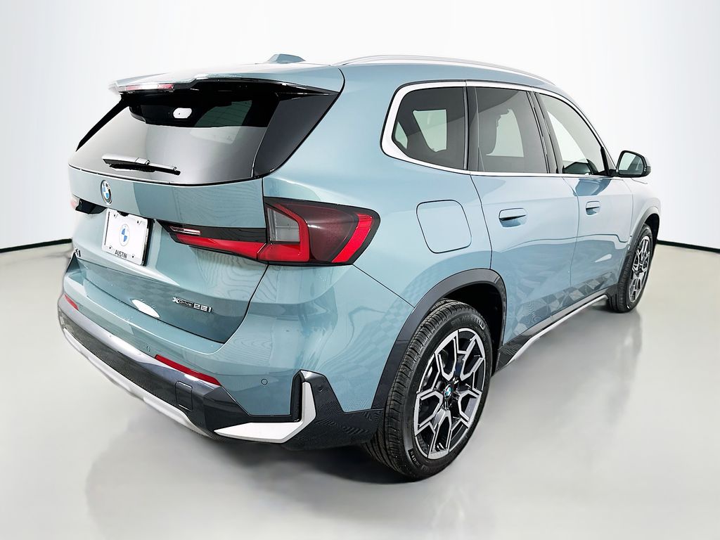 Thumbnail: 2026 BMW X1 - 5