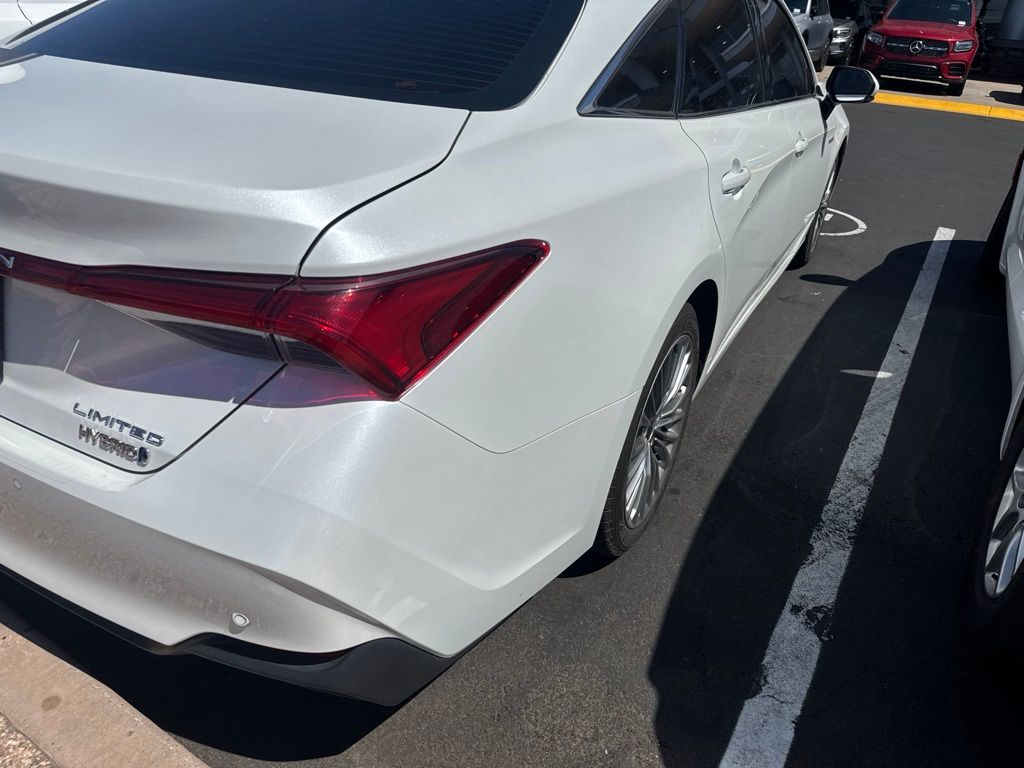 Thumbnail: 2021 Toyota Avalon - 5