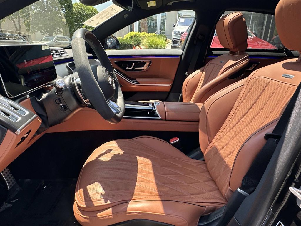 Thumbnail: 2025 Mercedes-Benz S-Class - 15
