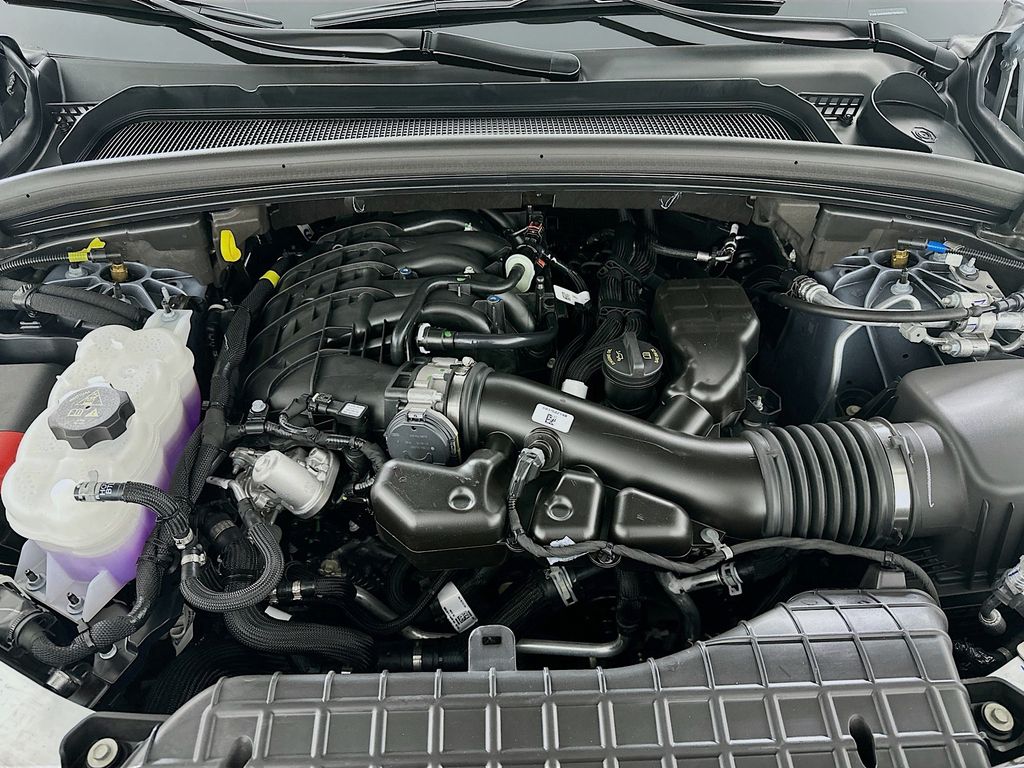 New 2025 Silver Jeep Overland image 18