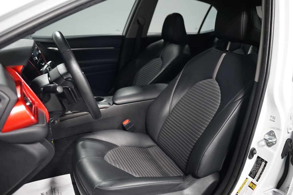 2022 Toyota Camry SE 25