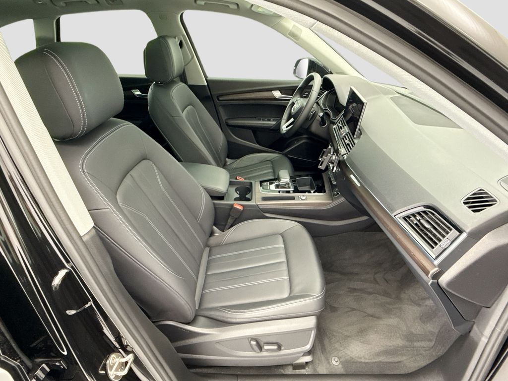 Thumbnail: 2023 Audi Q5 - 18