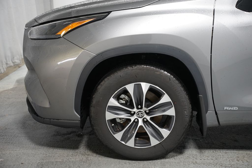 Thumbnail: 2025 Toyota Highlander - 5