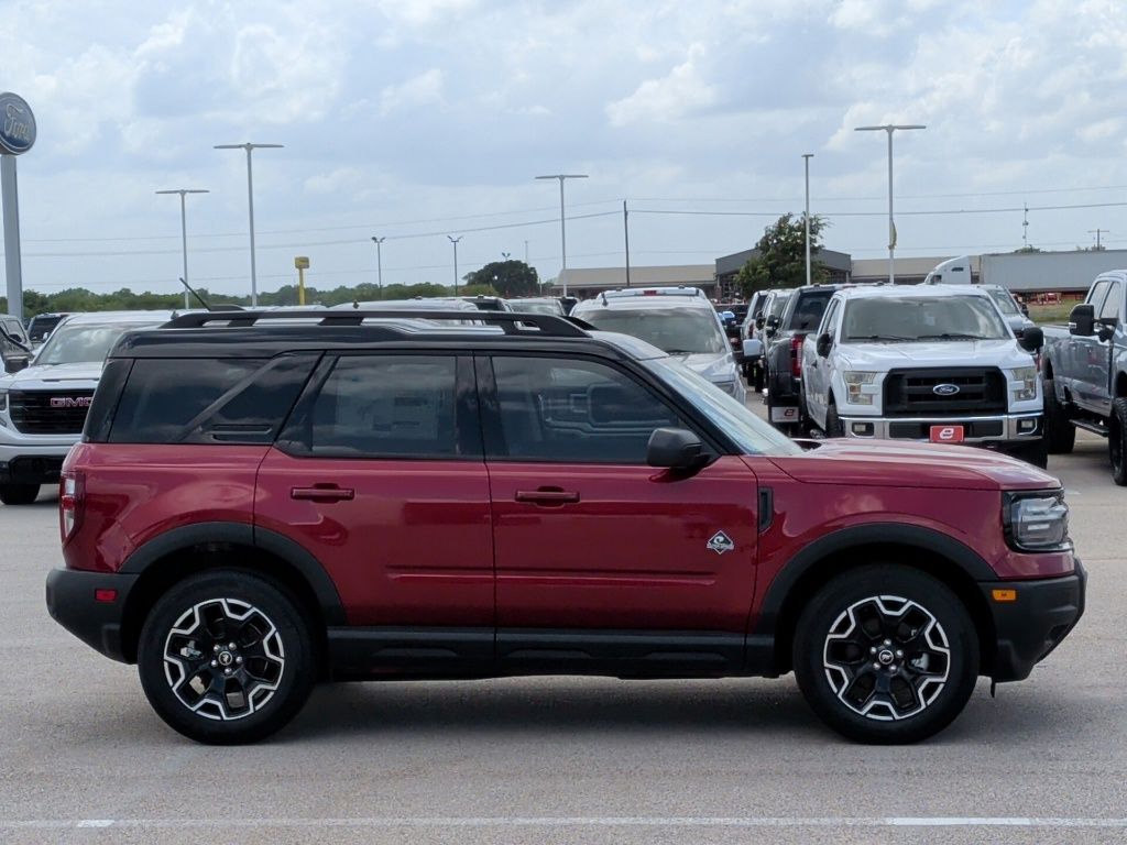 2025 Ford Bronco Sport Outer Banks - 8