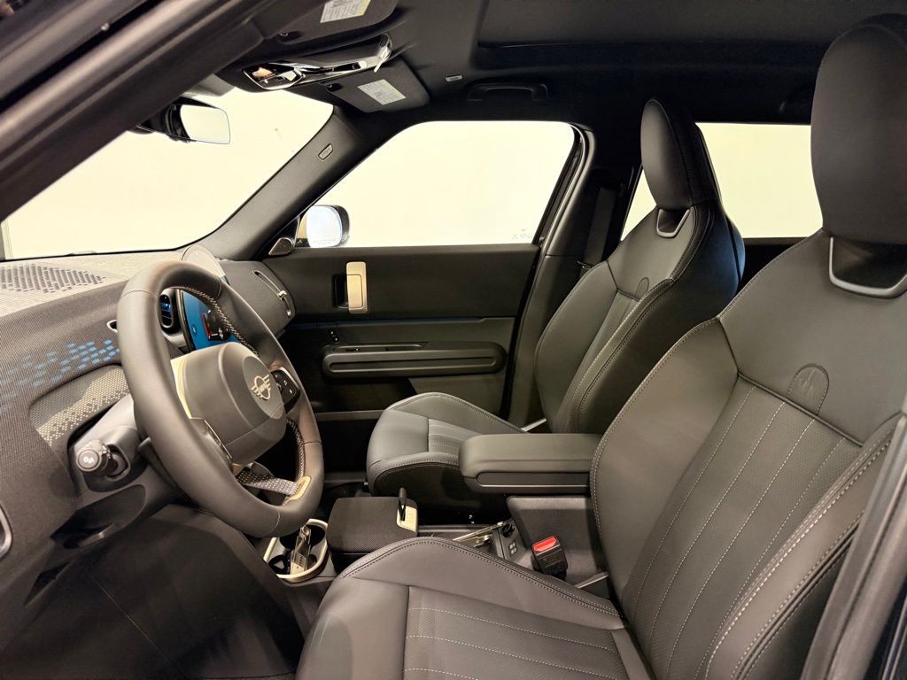 Thumbnail: 2027 MINI Cooper Countryman - 9