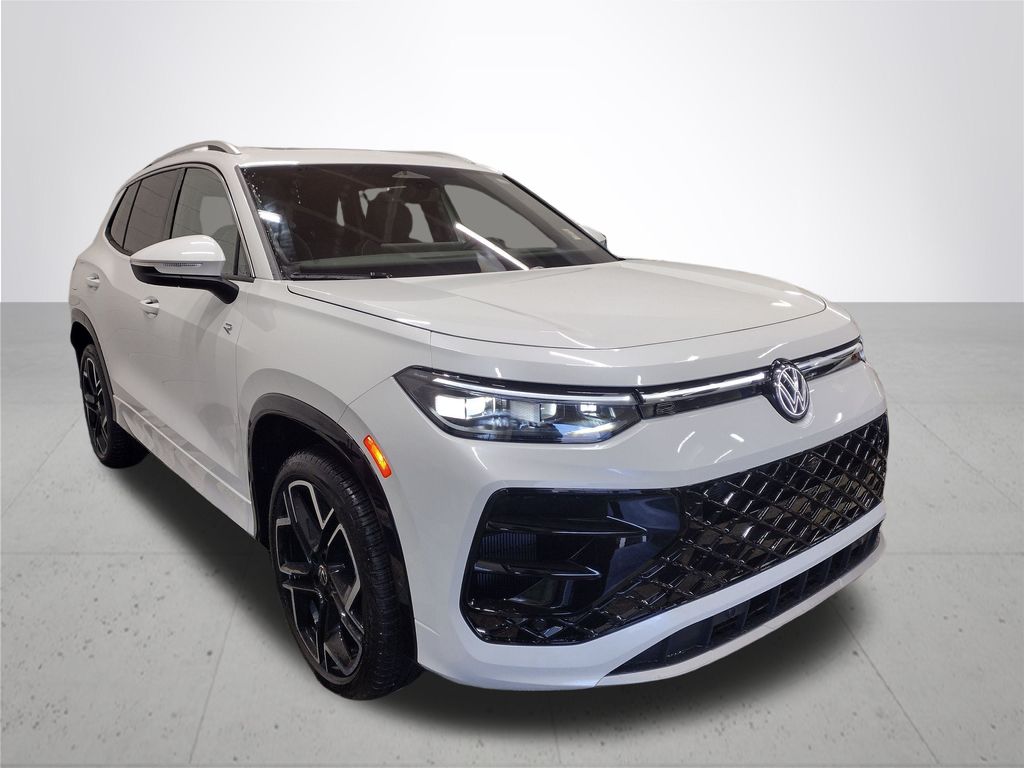 2026 Volkswagen Tiguan 2.0T SEL R-Line Turbo