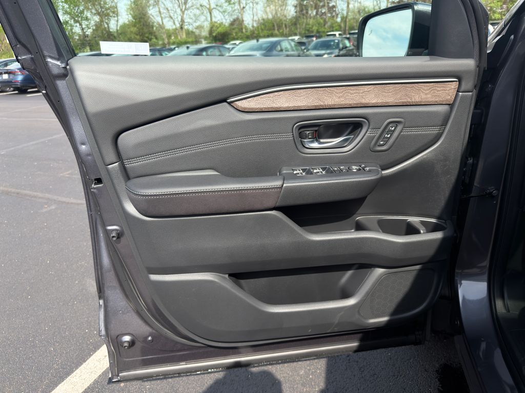 Thumbnail: 2026 Honda Pilot - 18