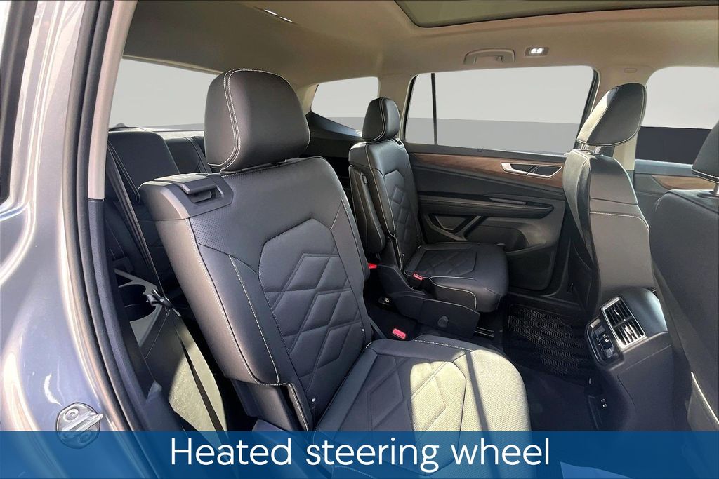 New 2026 Silver Volkswagen 2.0T SE w/Technology image 10