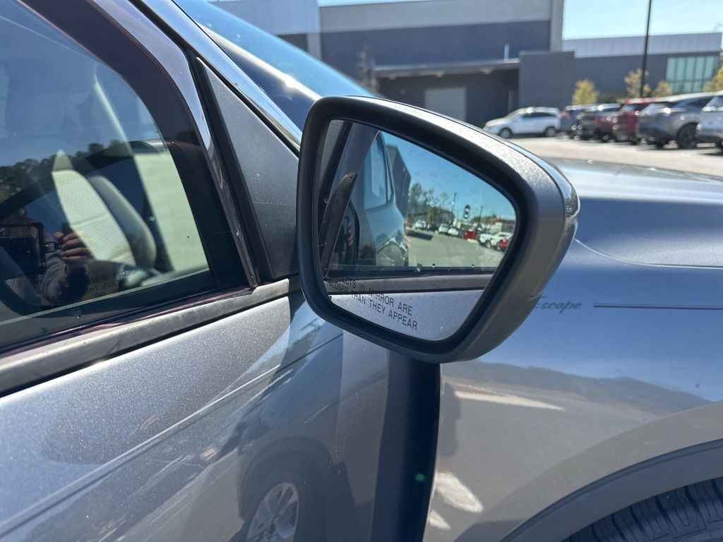 2021 Carbonized Gray Metallic Ford Escape SE FWD SUV