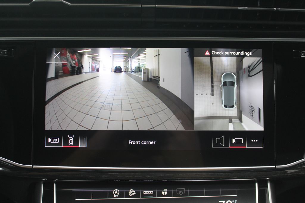 Thumbnail: 2026 Audi Q8 - 22