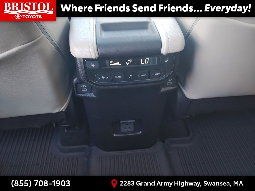 Used 2024 Toyota Grand Highlander Hybrid SUV