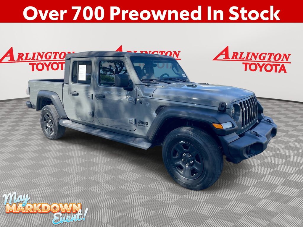 Sting-Gray Clearcoat 2022 Jeep Gladiator Sport Crew Cab 4WD Pickup Truck Four-Wheel Drive 6-Speed Manual