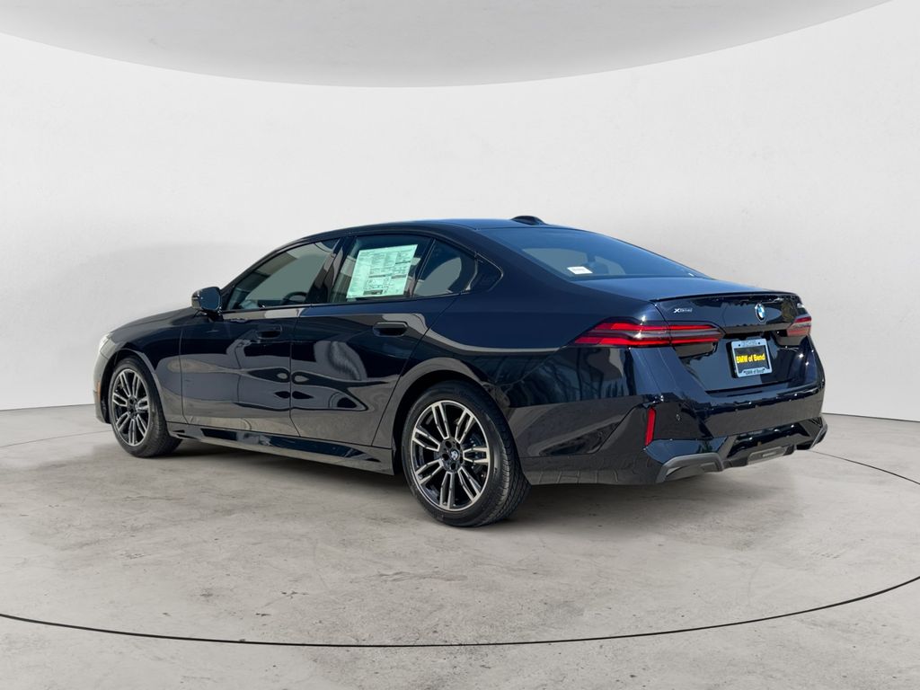 Used 2025 Black BMW 530i xDrive image 5