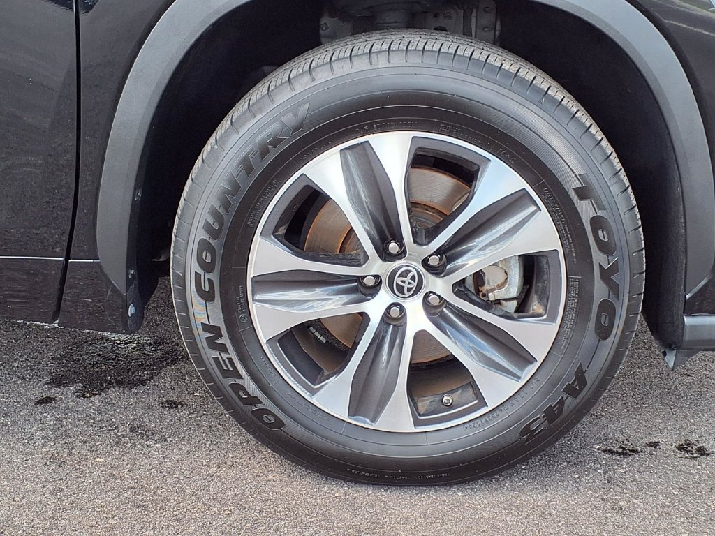 Used 2022 Toyota Highlander SUV