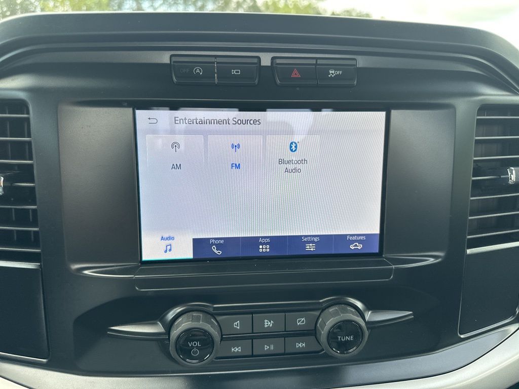 2023 Oxford White Ford F-150 XL RWD Truck