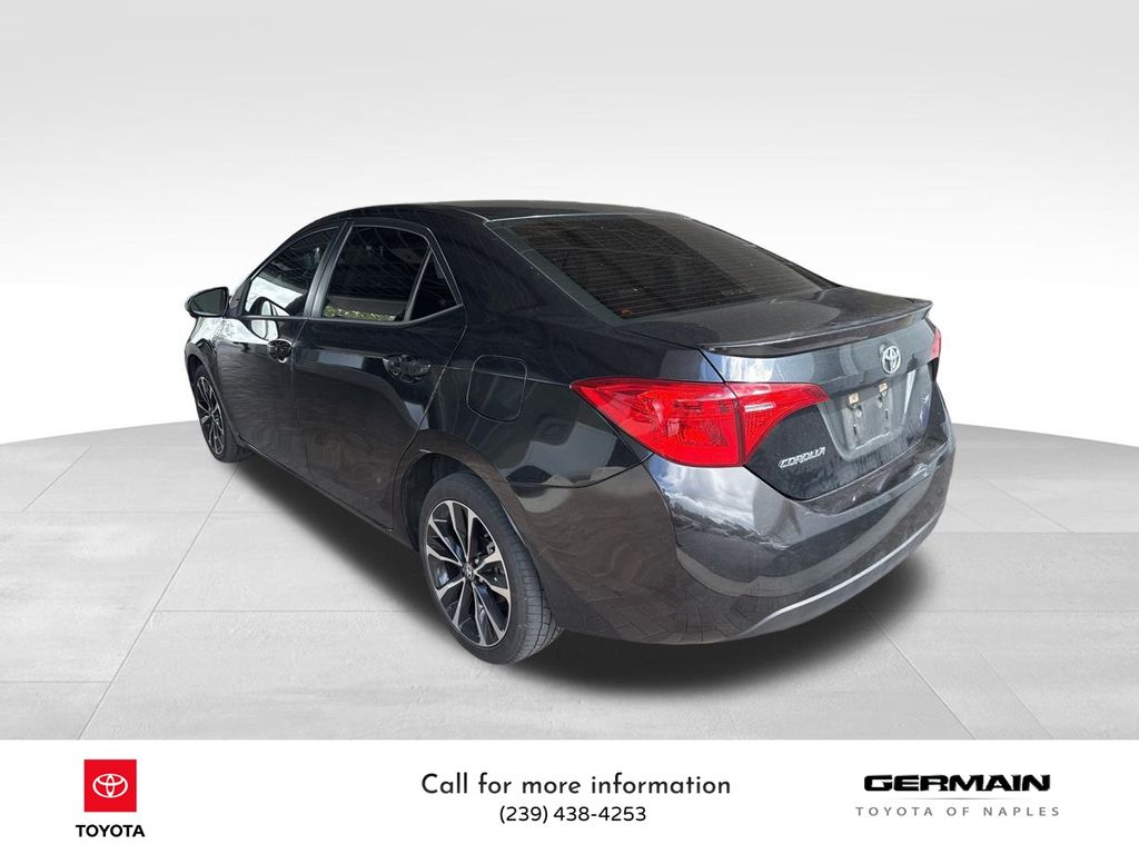 2019 Toyota Corolla SE photo 3