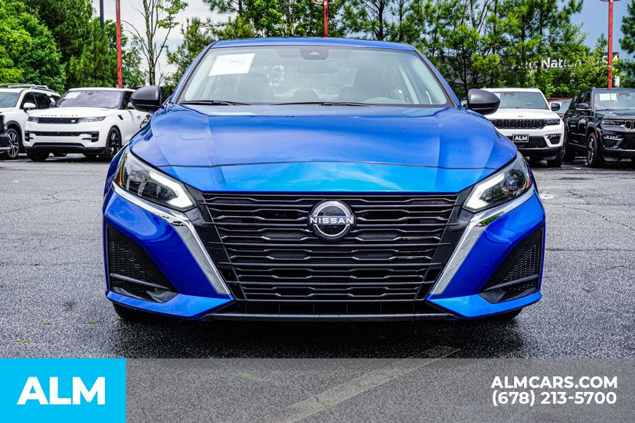 Used 2025 Blue Nissan 2.5 SV image 10