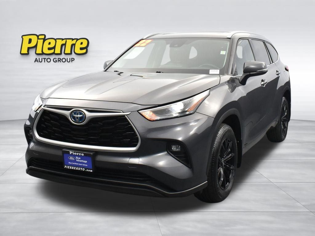 2022 Toyota Highlander Hybrid XLE AWD