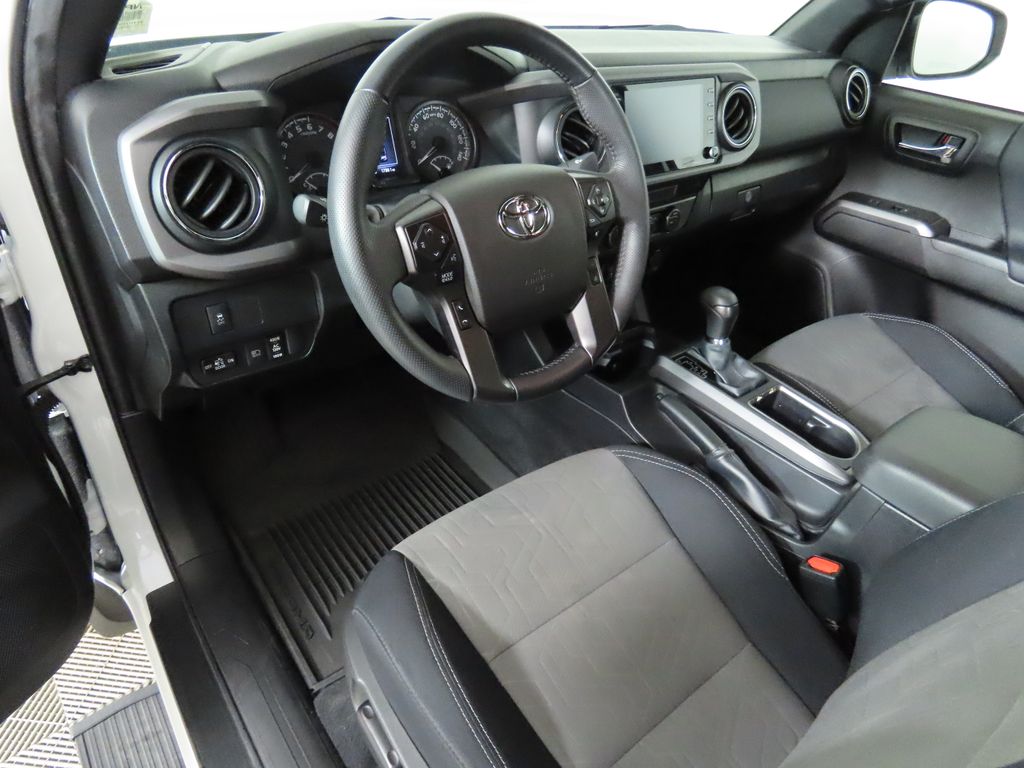 2023 Toyota Tacoma TRD Sport 9