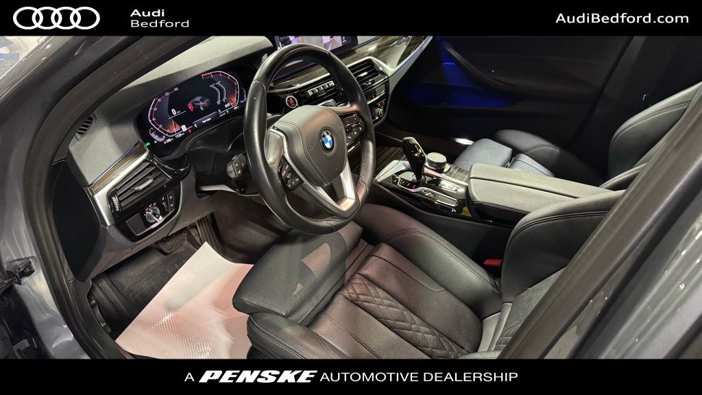 2021 BMW 5 Series 530i xDrive 9