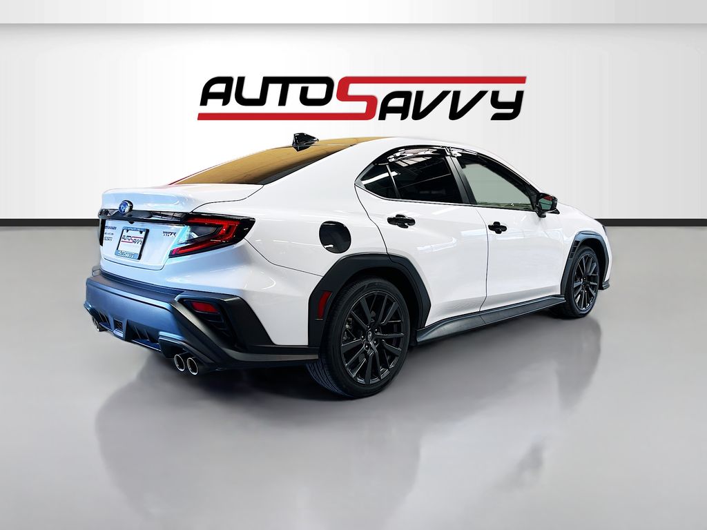 Used 2022 Ceramic White Subaru Base image 7