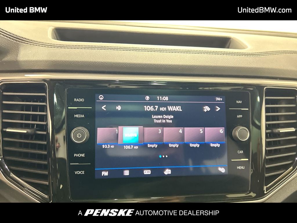 Thumbnail: 2021 Volkswagen Atlas - 16