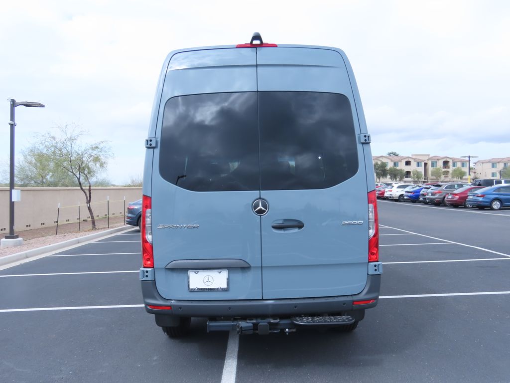 2024 Mercedes-Benz Sprinter 2500 6