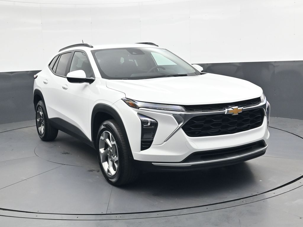 2025 Chevrolet Trax LT FWD