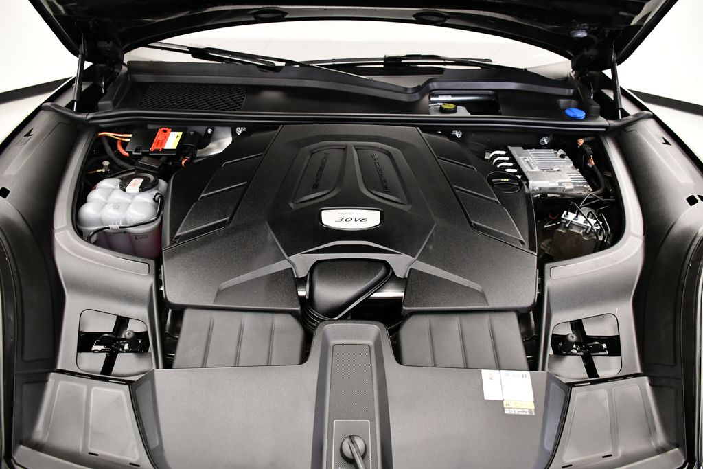 Thumbnail: 2022 Porsche Cayenne - 12