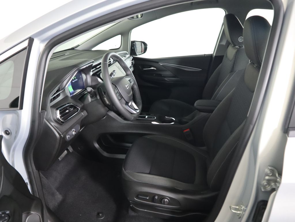Thumbnail: 2023 Chevrolet Bolt EV - 19
