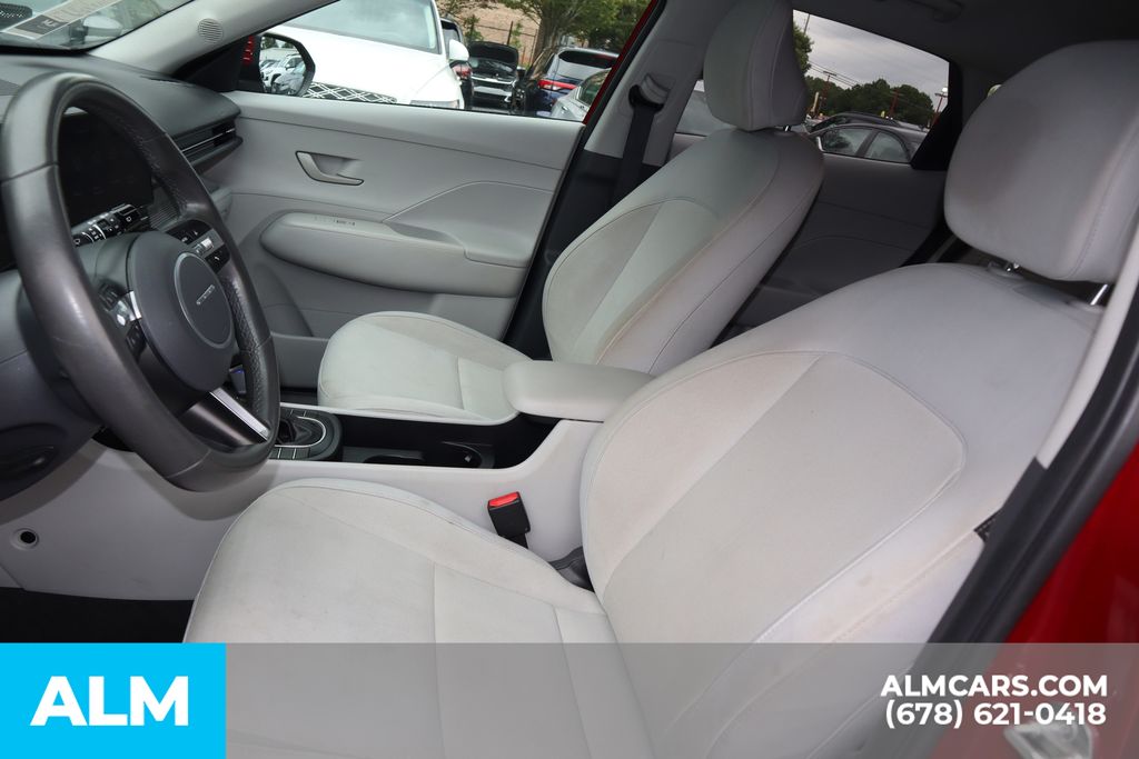 2024 Hyundai Kona SEL photo 10