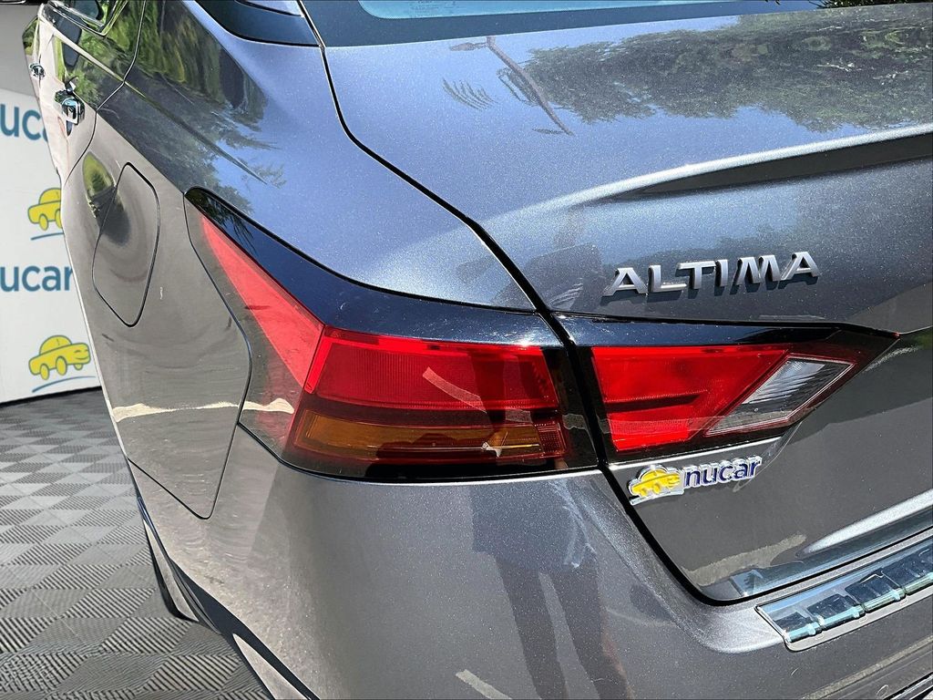 2023 Nissan Altima — photo 24