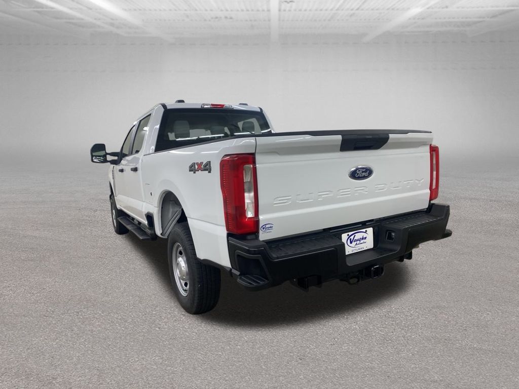 2025 Ford F-250SD XL photo