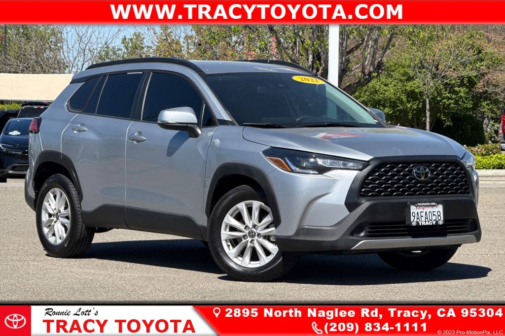2022 Toyota Corolla Cross LE FWD