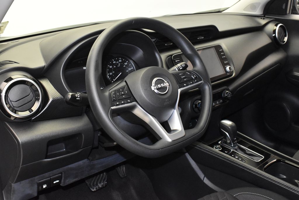 Thumbnail: 2022 Nissan Kicks - 15