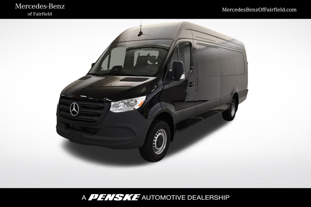 Thumbnail: 2025 Mercedes-Benz Sprinter - 1