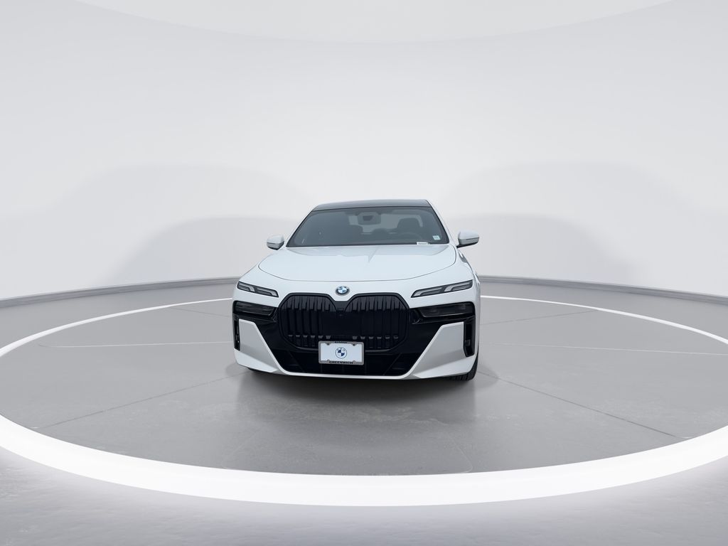 Thumbnail: 2023 BMW 7 Series - 3