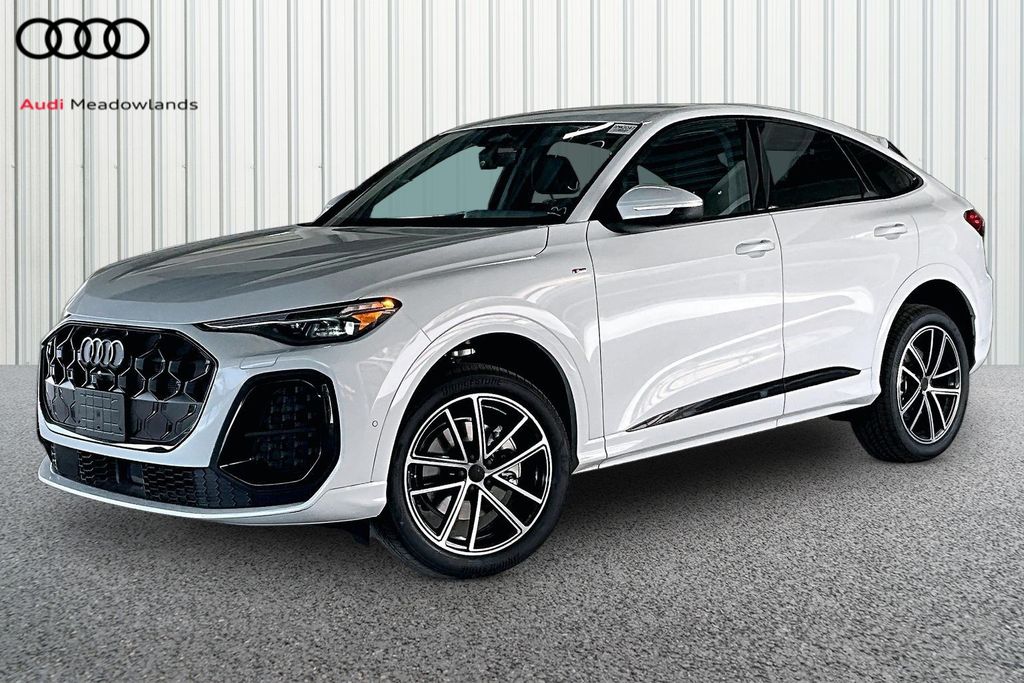 Glacier White Metallic 2026 Audi Q5 Sportback Sedan All-Wheel Drive 7-Speed Automatic