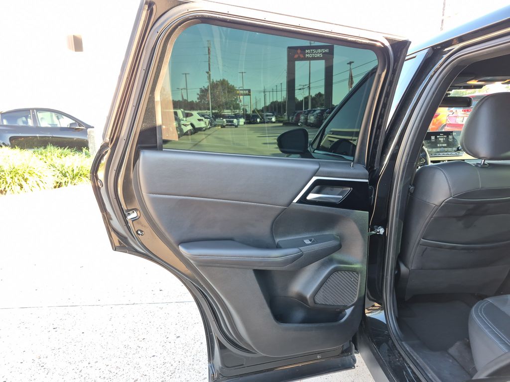 2023 Mitsubishi Outlander SE Black Edition Black at North Houston Mitsubishi
