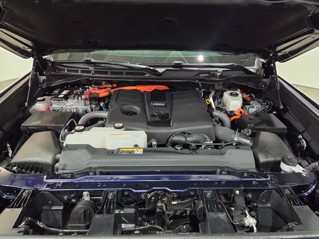 2023 Toyota Sequoia SR5